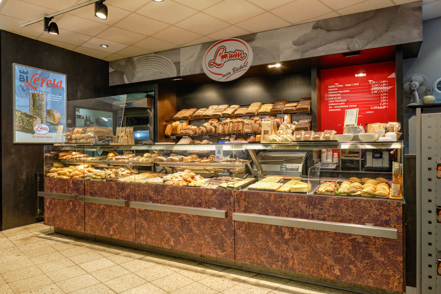 Edeka-Niebur-Bielefeld-Baeckerei Brot aus der Bäckerei in Bielefeld
